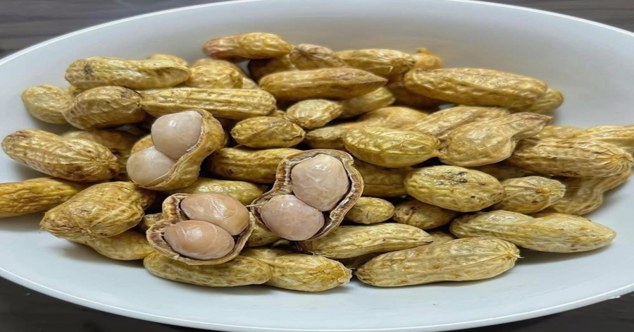 Doctors Reveal That Eating Peanuts Causes